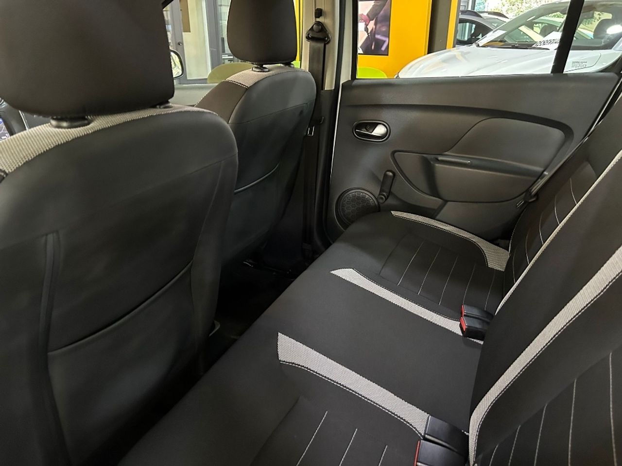 Dacia Sandero Stepway Essential foto 14