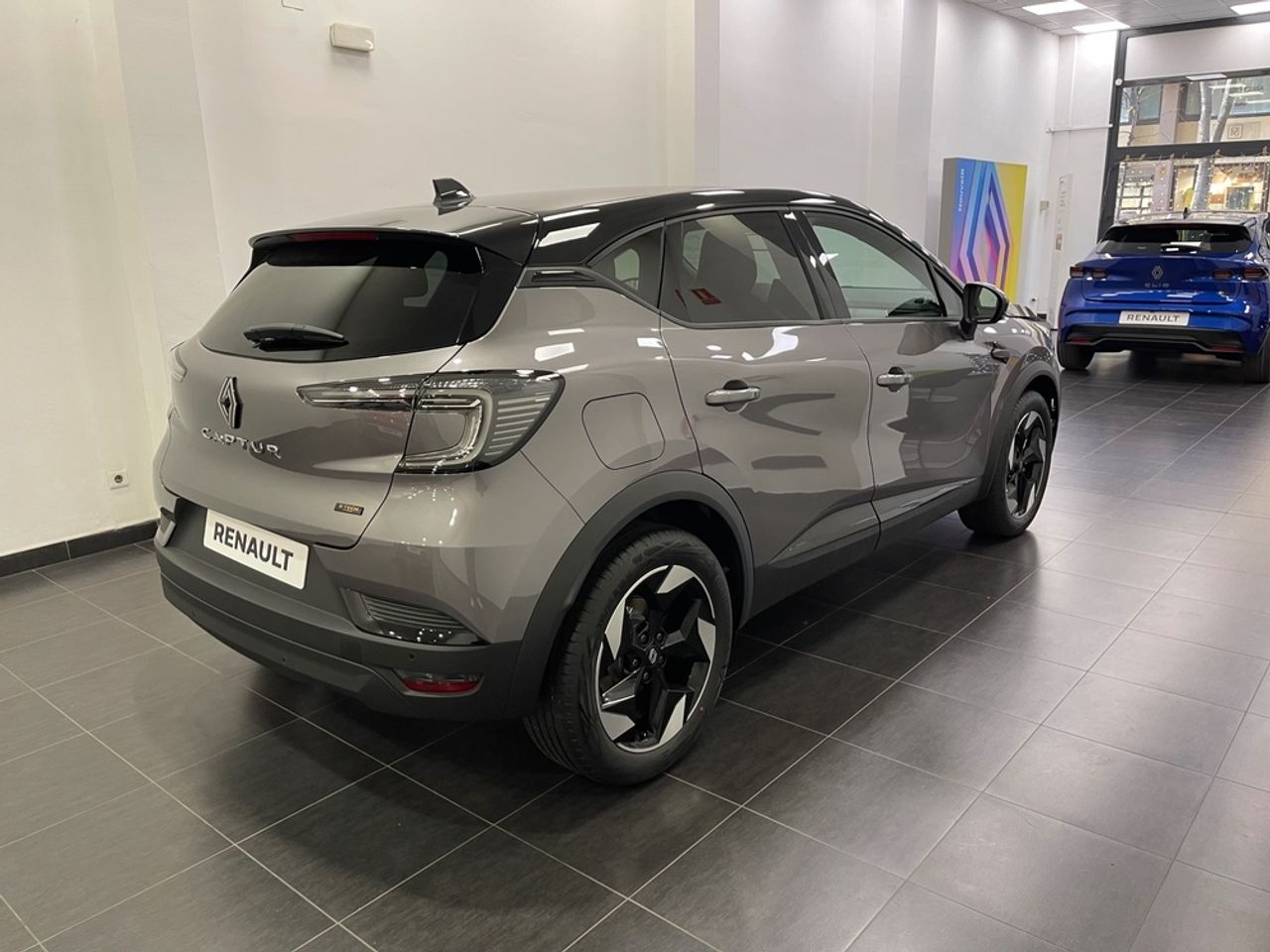 Renault Captur Techno miniatura 6